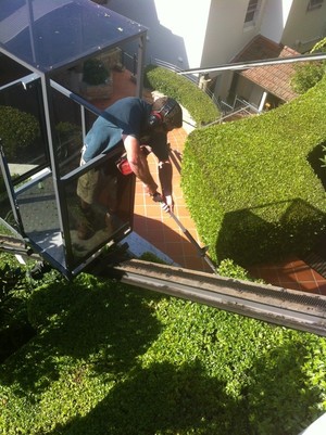 Mark Ronald Landscaping Pic 3 - Difficult Access