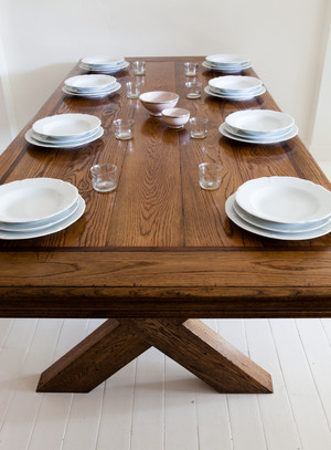 Sia & me Pic 4 - Oak dining table with walnut inlay seats 10 Dinner setting Limogue glasswear and bowls all available in store