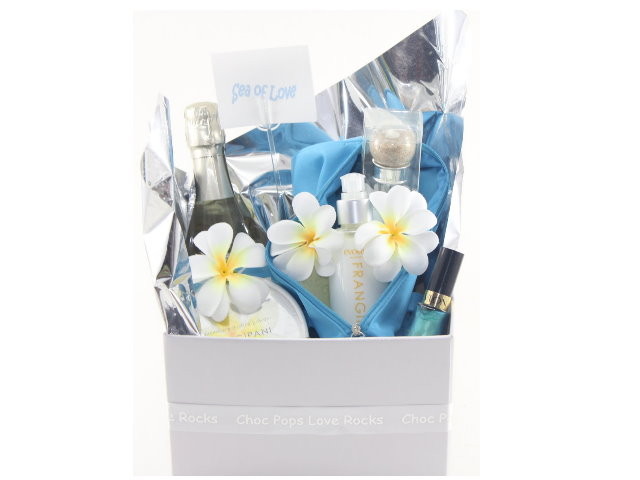 Choc Pops Love Rocks Hampers With Style Pic 1 - Sea of Love Gift Hamper