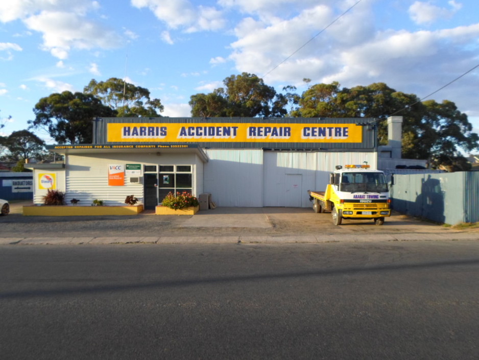 Harris Accident Repair Centre Pic 1