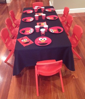 Kids Table and Chair Party Hire Pic 3