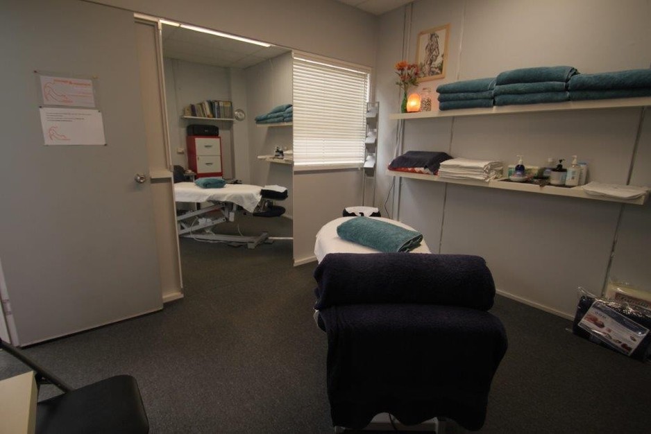 Massage & Movement Pic 1 - treatment room