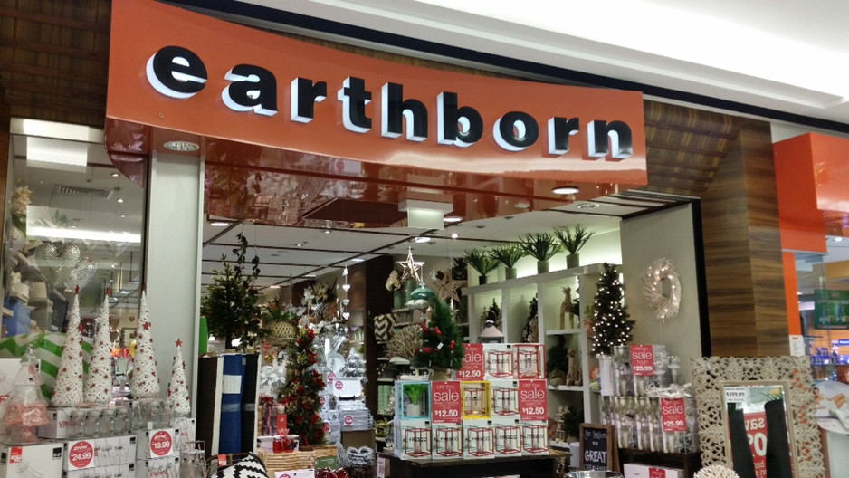 Earthborn Pic 1 - The awesome Pacific Fair Earthborn shop