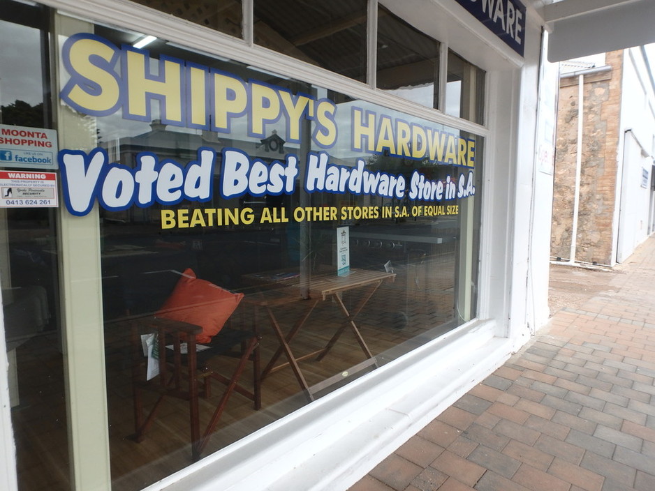 Shippy's Hardware Pic 1 - Store Of The Year 2015