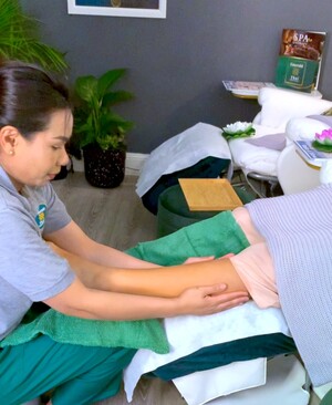 Emerald Thai Massage Pic 2