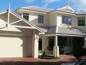 WalshsProfessional Painting and Decorating Pic 3 - Well known LocalProfessional Residential painting and maintenance