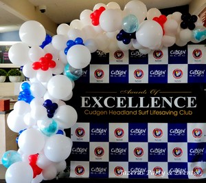 Jazeras Party & Events Pic 2 - Organic Balloon Garland for The Awards of Excellence Kingscliff Surf Club