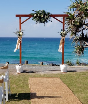 Jazeras Party & Events Pic 3 - The Tweed Coast really does have some of the most stunning wedding ceremony locations