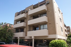 Women at Work Painters Pty Ltd Pic 3 - apartment block St Kilda