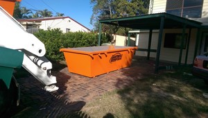 Lightning Skips Pic 4 - 4m skip popular for rental cleanups bathroom renos etc