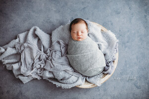 KWP Studios Flagstone Pic 2 - Newborn Photographer Flagstone