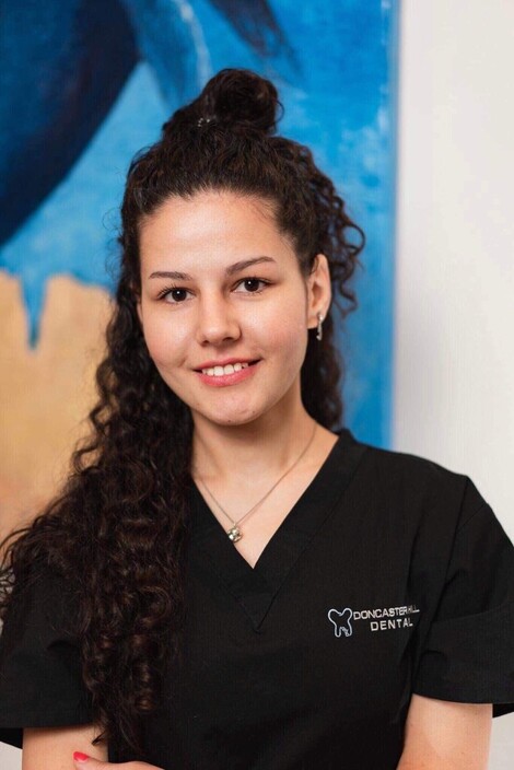 Zara Basiri - Digital Dental Marketing Consultant & Expert Pic 1