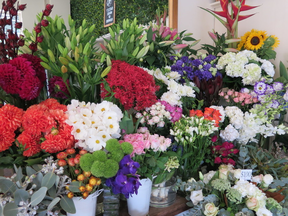 Oatley House Of Flowers Pic 1