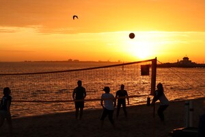 Republica St Kilda Beach Pic 3