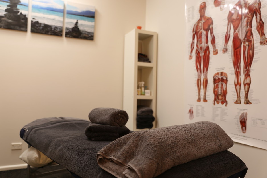 Body Reviver Pic 1 - Massage room