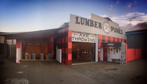 Lumber Punks Axe Throwing Gold Coast Pic 2