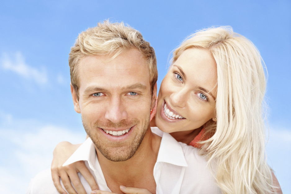 Platinum Teeth Whitening Pic 2 - Specials for couples and groups