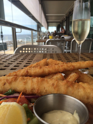 Merewether Surfhouse Pic 5 - Food wine views nice