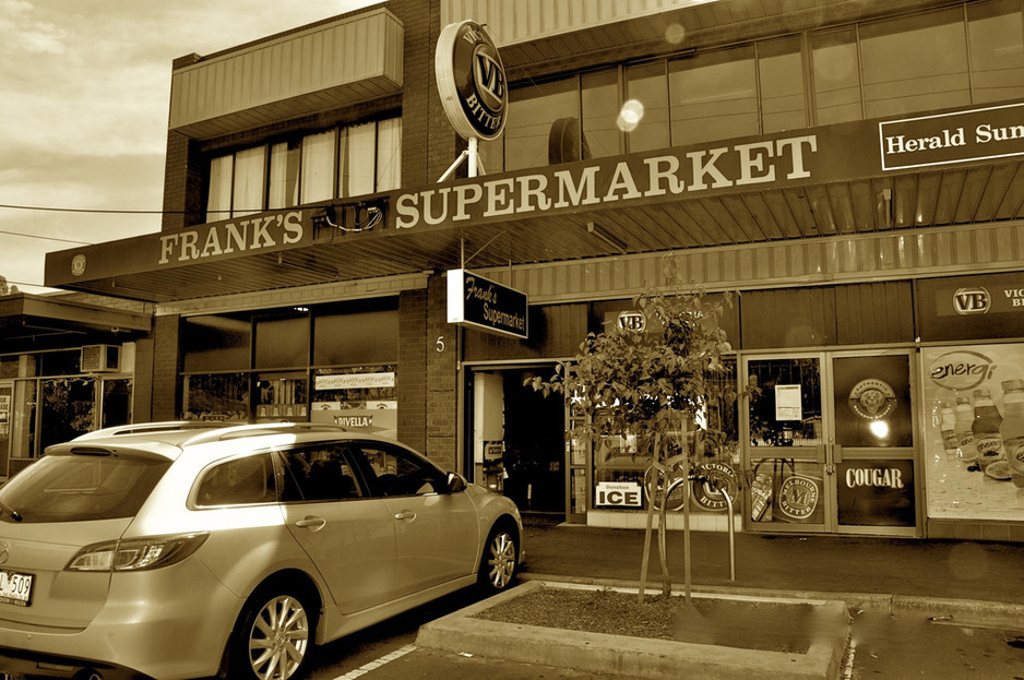 Frank's Supermarket Pic 1