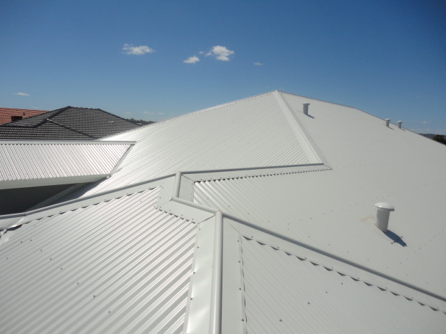 Redline roofing Pic 1