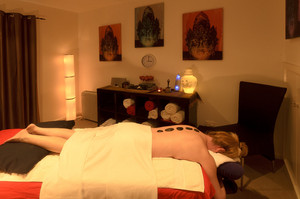 The Healer - Shiatsu, Massage & Oriental Therapies Pic 3