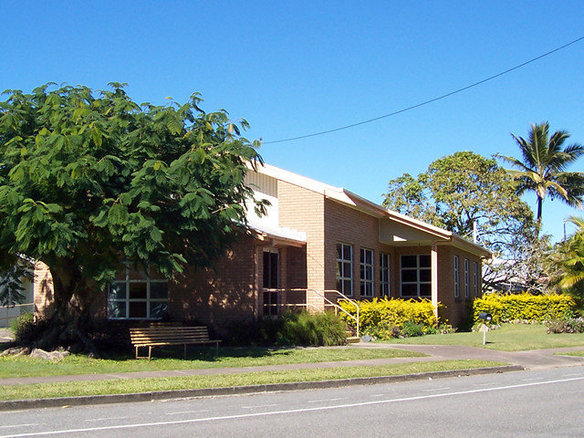 Iona West Uniting Church Pic 1 - street view of iona west uniting church