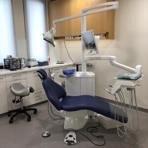 Dental On York Pic 3