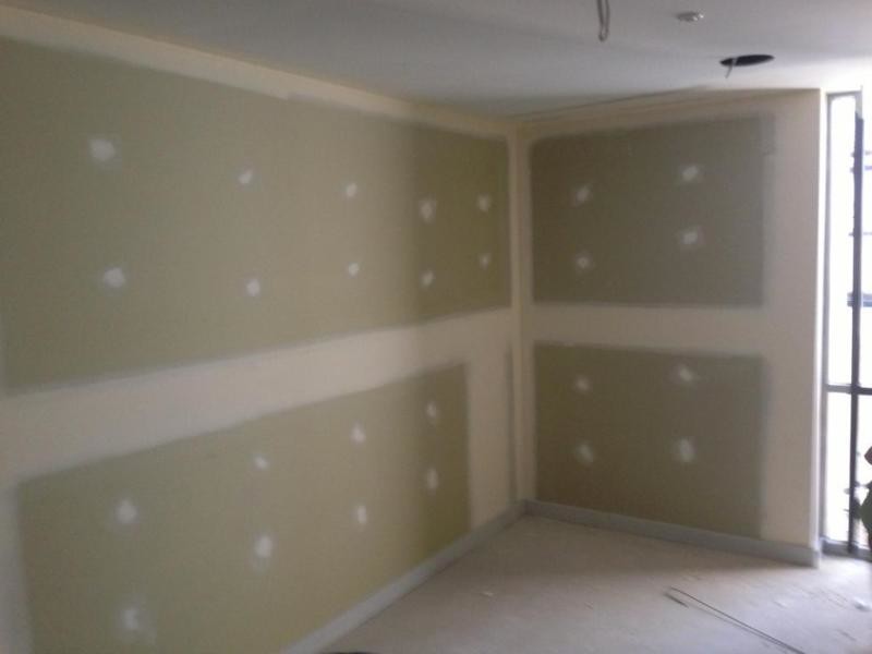 Matts Affordable Wall & Ceiling Fixer Pic 1