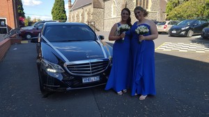 Melbourne Chauffeur Service Pic 5 - Wedding limo