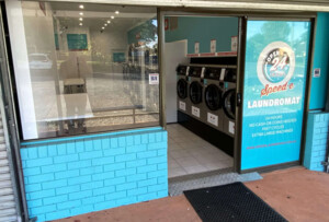 Speede Laundromat Pic 2 - Folding tables and washers Speede Laundromat Durack Inala Laundrette open 24 hours near me