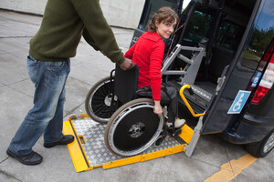 Fast Maxi Pic 3 - Wheelchair taxi