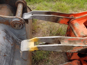 CrownWeld Pic 3 - Excavator Attachment Repairs