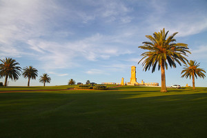 Red Moon Travels Pic 3 - Fremantle Monument Hill