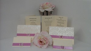 Lets Craft Weddings Pic 2 - Get a FREE quote