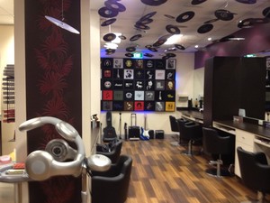 Smart Alex Hairdressing Pic 2