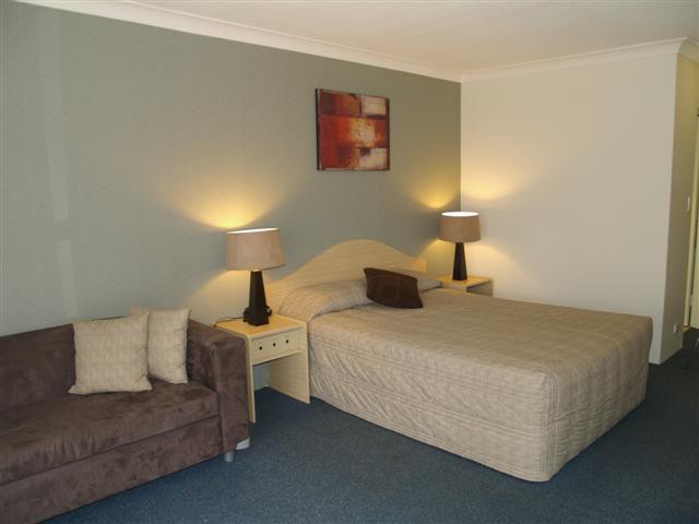 Comfort Inn Hunts Liverpool Pic 1 - newly refurbished superior standard room