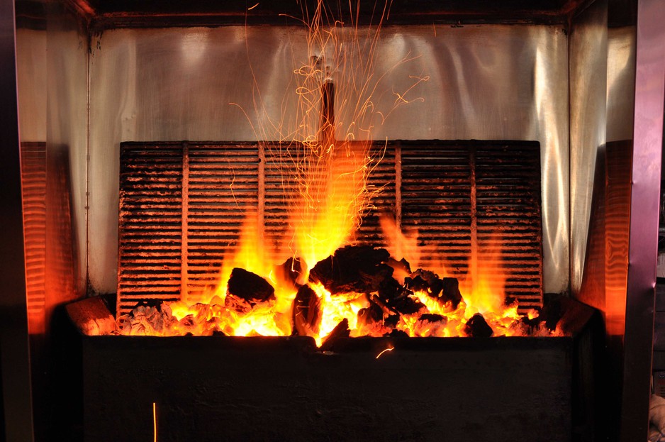 Steakhouse Lygon Charcoal Grill Pic 1 - Charcoal grill