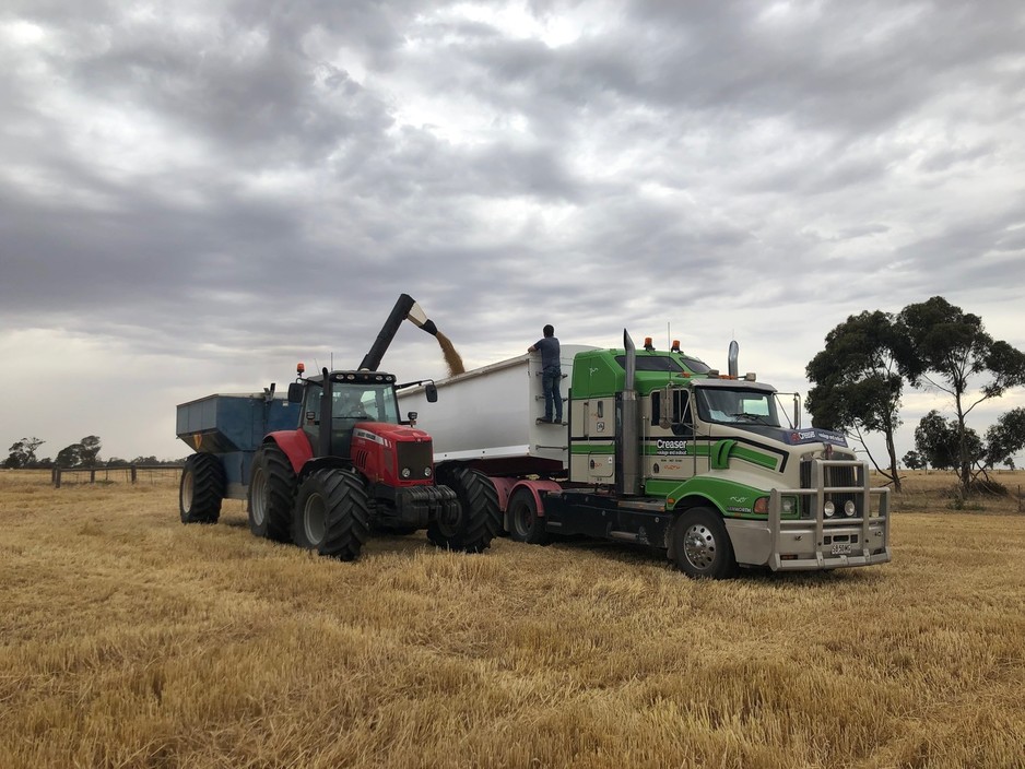 Creaser Haulage & Bobcat Pic 1