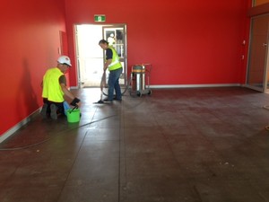 Macarthur Property & Lawn Services Pty Ltd Pic 3 - Builders Clean End of Lease Clean ups Narellan