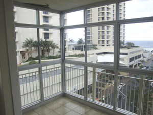 Murphy Glass & Mirror | Mirrors Gold Coast | Splashbacks Gold Coast | Glass Gold Coast | Shower Scre Pic 2 - balcony enclosure