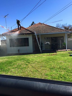 Pro Gutter Cleaning Sydney Pic 4