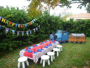 Easy Peasy Party Hire Pic 5 - Train themed party