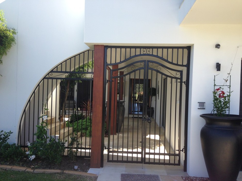 Approved Fencing Australia Pic 1 - Custom Entry Gates