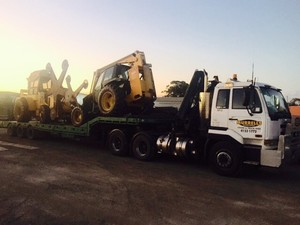 Murrell's Bundaberg Crane & Truck Hire Pic 4