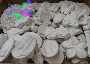 Shopping for Mum and the Kids Pic 2 - Bulk lot of mixed painting plaster shapes