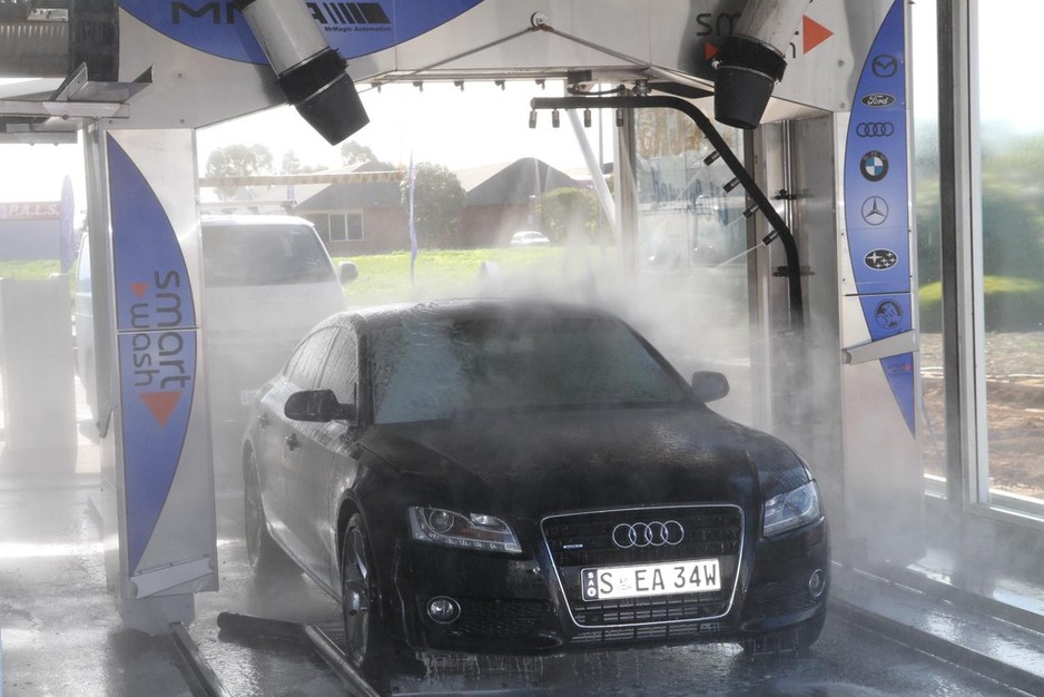 Big Bucket Carwash Pic 1