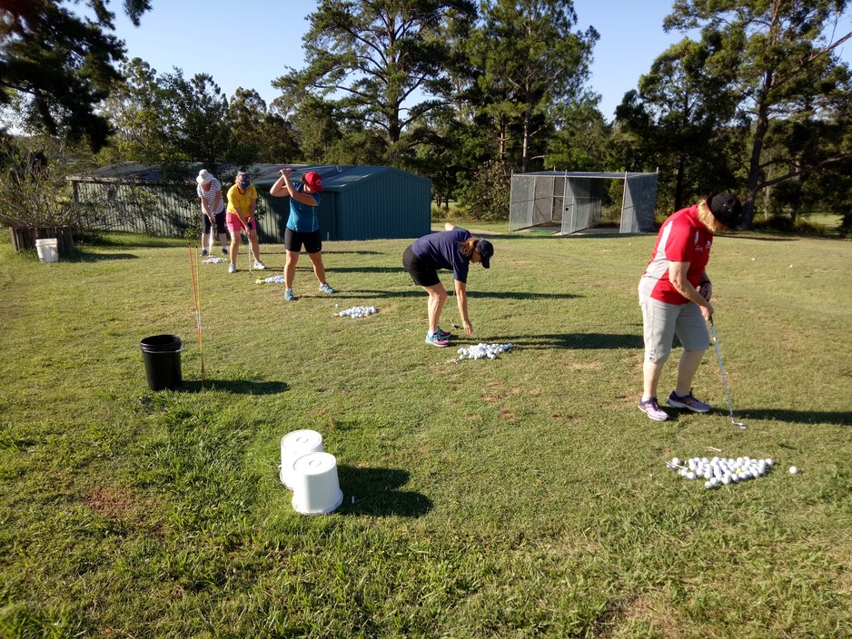 EM Golf Pic 1 - Ladies Golf Clinic Tuesdays 430pm to 530pm