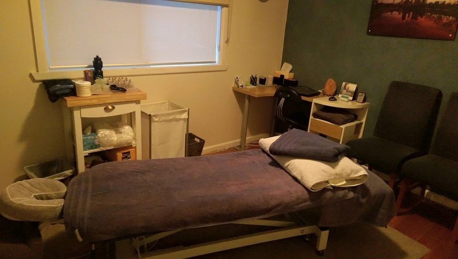 Renew Balance Remedial Massage Pic 1 - Treatment Room