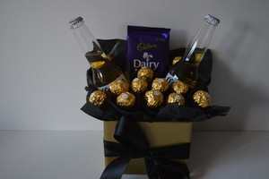 Charlies Chocolate Bouquets Pic 3 - httpscharlieschocolatescomau