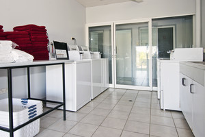 Innisfail Accommodation Centre Pic 5 - Laundry